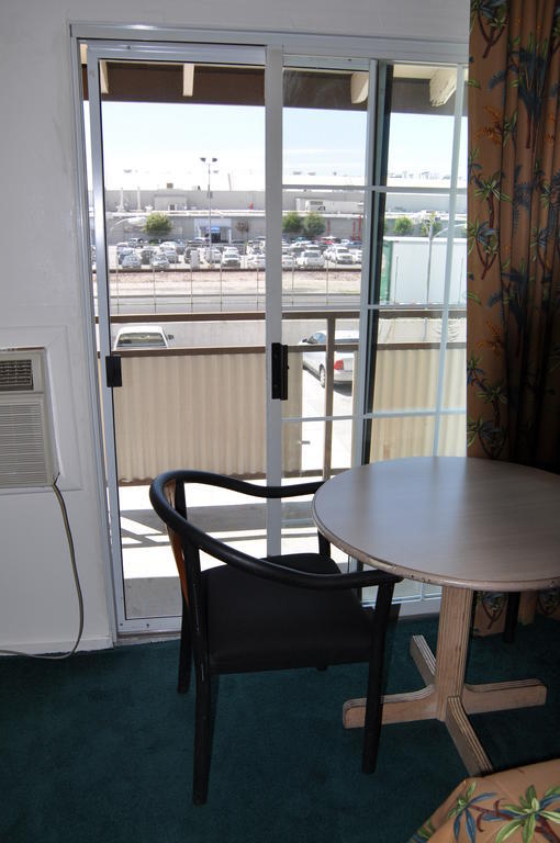 Lax Suites El Segundo Bilik gambar
